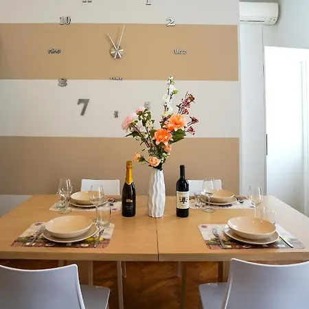 Entire Lakes & Borromean Islands Villa Sesto Calende