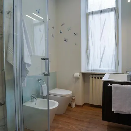 Entire Lakes & Borromean Islands Villa Sesto Calende